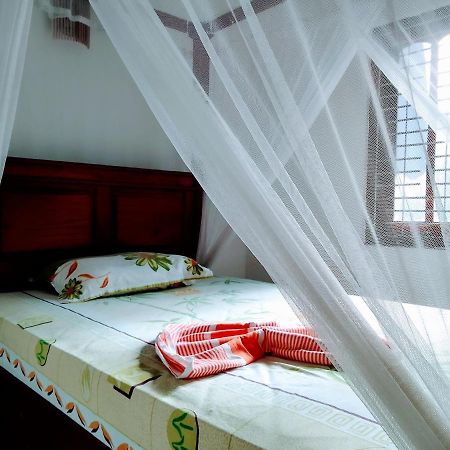 Ceylonia Guest Hotel Weligama Bagian luar foto