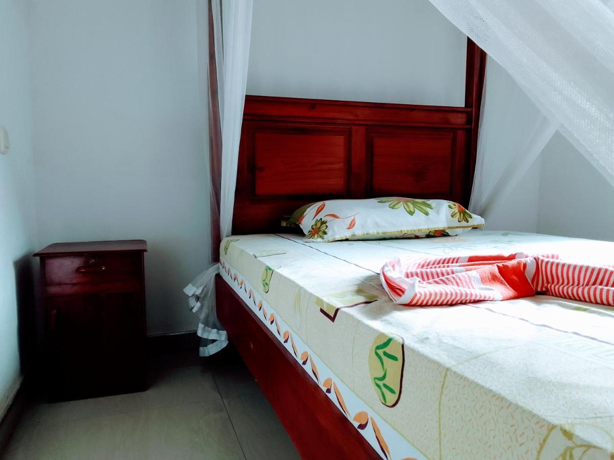 Ceylonia Guest Hotel Weligama Bagian luar foto