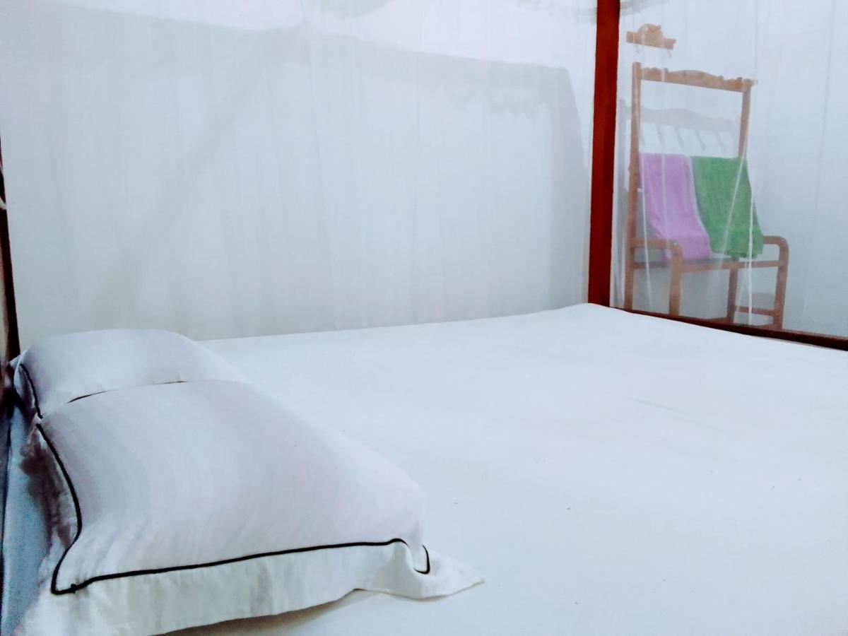 Ceylonia Guest Hotel Weligama Bagian luar foto