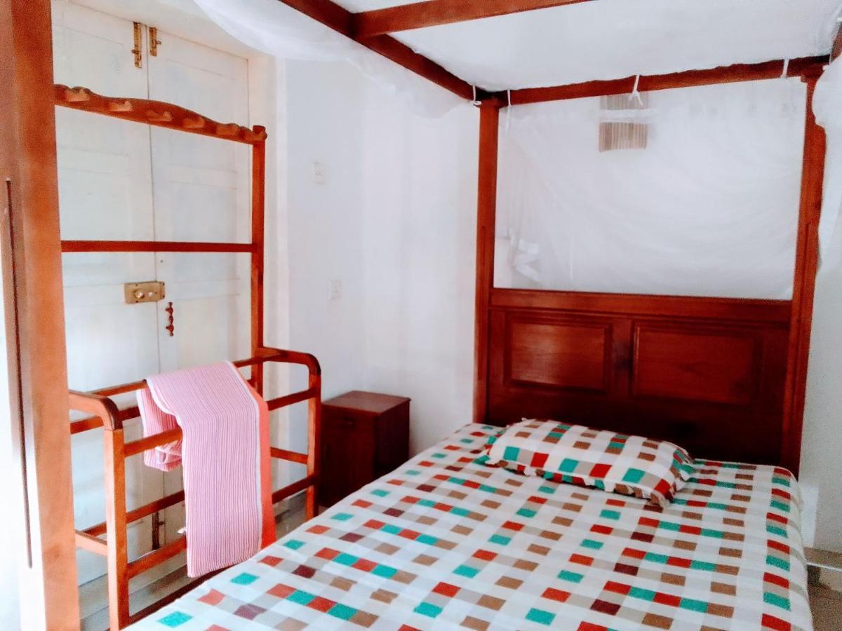Ceylonia Guest Hotel Weligama Bagian luar foto