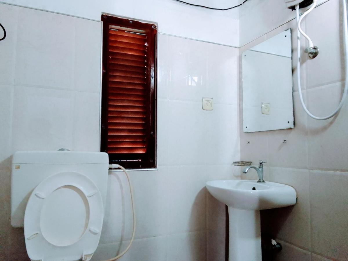 Ceylonia Guest Hotel Weligama Bagian luar foto