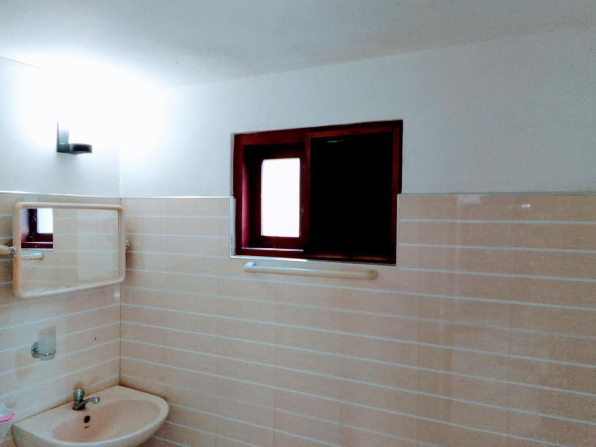 Ceylonia Guest Hotel Weligama Bagian luar foto