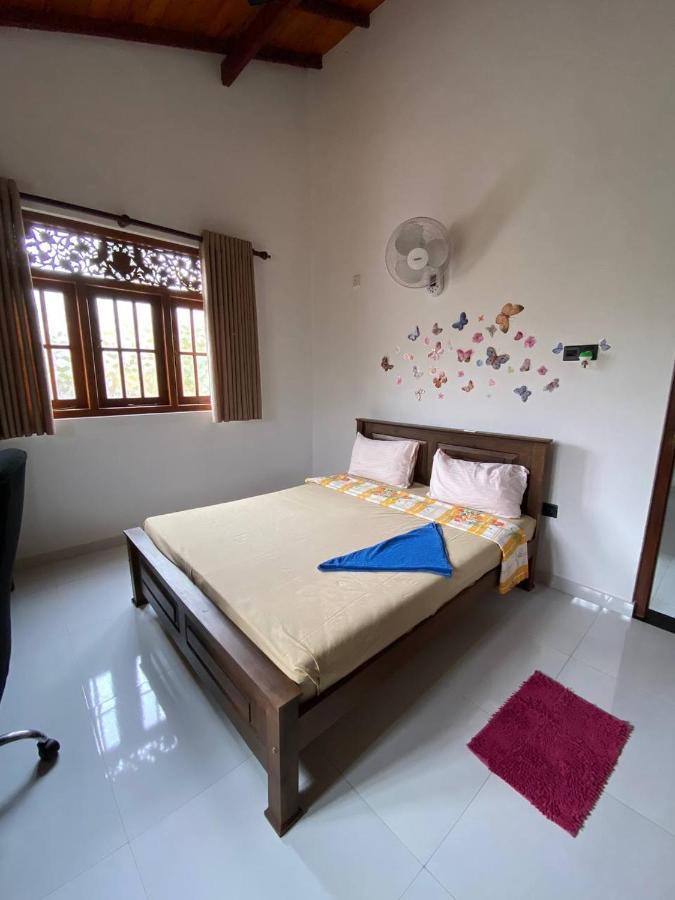 Ceylonia Guest Hotel Weligama Bagian luar foto
